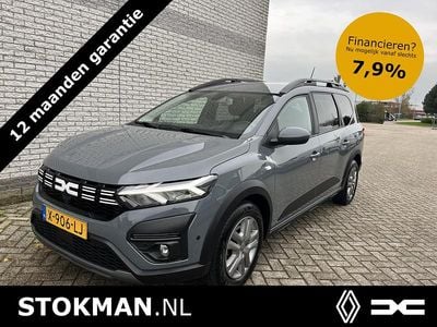 Grijs Gebruikt 2023 Dacia Jogger Expression MPV | € 21.900 (Iets duurder)