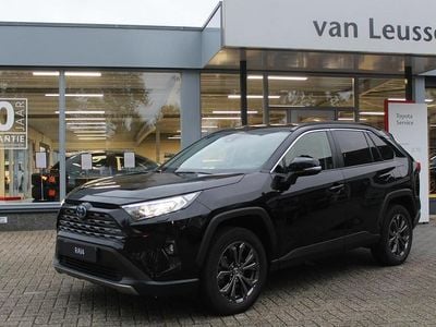 Zwart Gebruikt 2023 Toyota RAV4 Hybrid Style SUV | € 37.999 (Goede deal)