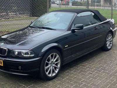 Zwart Occasion 2004 BMW 318 Cabriolet Executive Cabriolet | € 2.995