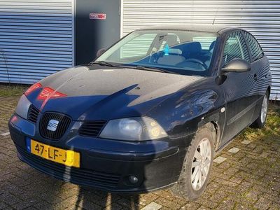 Zwart Gebruikt 2002 Seat Ibiza Stella Hatchback | € 499