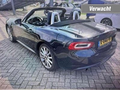 Fiat 124 Spider