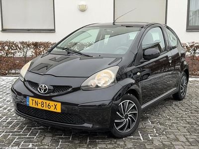 Zwart Gebruikt 2007 Toyota Aygo Hatchback | € 1.795 (Eerlijke prijs)
