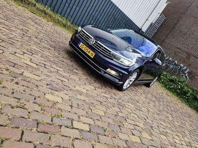 Blauw Occasion 2016 VW Passat Edition Stationwagen | € 8.750