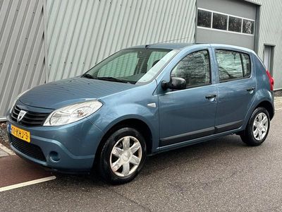 Blauw Occasion 2009 Dacia Sandero MPV | € 1.490 (Eerlijke prijs)