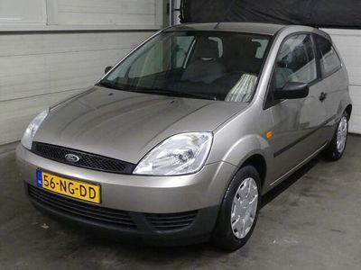 tweedehands Ford Fiesta 1.4-16V Ambiente - Automaat - Netjes Onderhouden