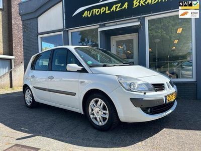 Occasion Renault Scénic II 135 PK (99 kW) 2008 Wit MPV