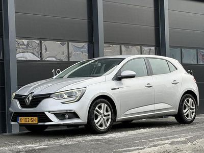 Grijs Occasion 2017 Renault Mégane IV Hatchback | € 6.950 (Duur)