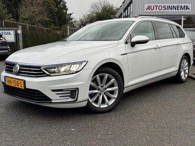 Wit Gebruikt 2015 VW Passat Highline Stationwagen | € 12.949 (Super prijs)