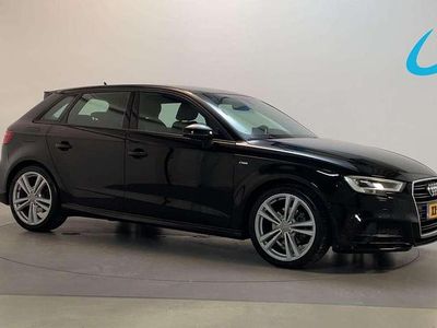 Zwart Gebruikt 2019 Audi A3 Sportback S-Line Hatchback | € 18.250 (Eerlijke prijs)