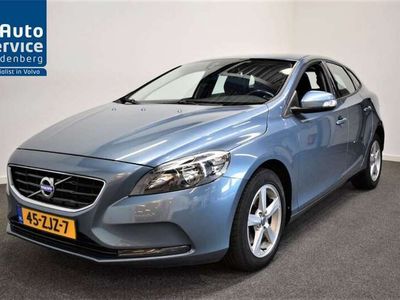 tweedehands Volvo V40 1.6 T3 150pk Kinetic Navi/ Camera/ Cruise/ PDC/ Di