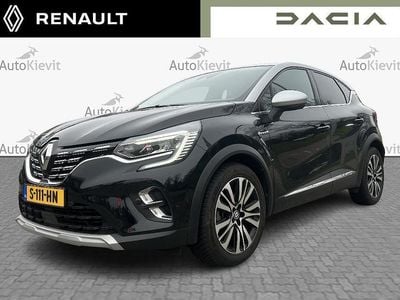 Zwart Gebruikt 2023 Renault Captur Iconic SUV | € 25.950 (Eerlijke prijs)