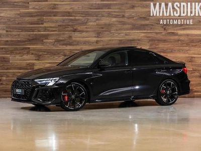 Gebruikt 2022 Audi RS3 Sedan | € 59.740 (Eerlijke prijs)