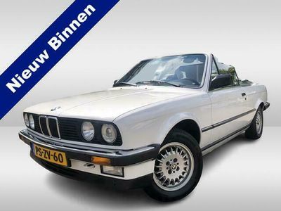 tweedehands BMW 325 Cabriolet 3-SERIE i (E30) Nieuwe Motor, Nieuwe Automaat, compleet Gerestaureerd! Top Staat . Wij zijn telefonisch bereikbaar voor een afspraak.