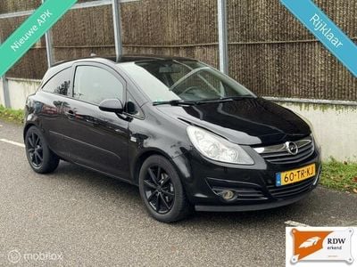 Zwart Occasion 2007 Opel Corsa OPC Hatchback | € 3.250 (Eerlijke prijs)