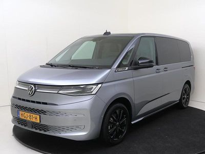Grijs (metallic) Gebruikt 2025 VW Multivan Van | € 54.584