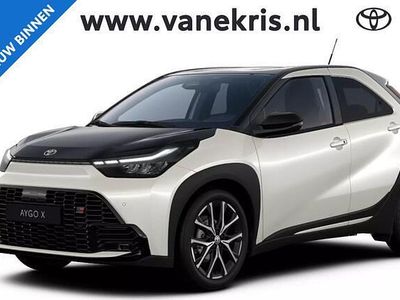 Wit Nieuw 2026 Toyota Aygo X Sport SUV | € 31.280 (Duur)