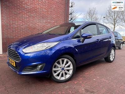 Occasion Ford Fiesta Titanium 125 PK (91 kW) 2016 Blauw (metallic) Hatchback