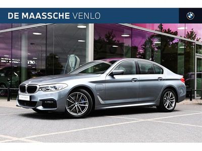Bluestone (grijs metallic) Occasion 2020 BMW 530e Comfort Edition Sedan | € 30.950 (Eerlijke prijs)