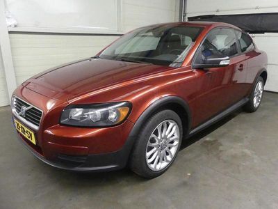 Rood Occasion 2007 Volvo C30 Kinetic Hatchback | € 3.945 (Eerlijke prijs)
