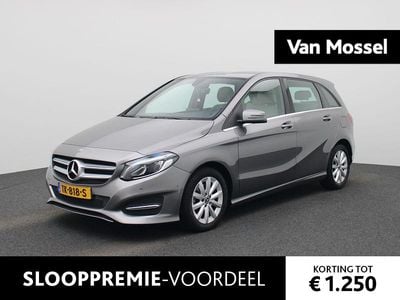 Grijs Gebruikt 2018 Mercedes B180 Ambition MPV | € 19.900 (Eerlijke prijs)