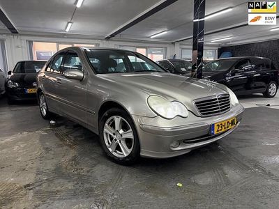 Mercedes C200