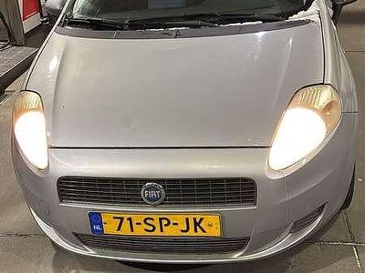 Grijs Occasion 2006 Fiat Punto Dynamic MPV | € 2.000 (Iets duurder)