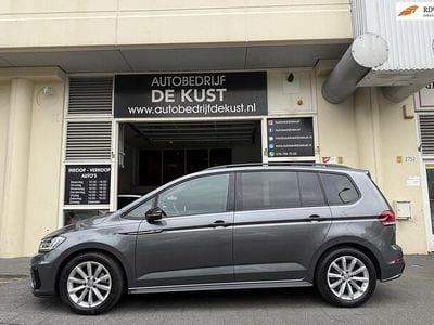 Occasion VW Touran R-line 180 PK (132 kW) 2018 Grijs MPV
