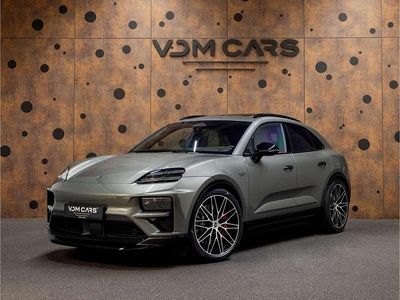 Groen Gebruikt 2025 Porsche Macan Turbo SUV | € 137.900