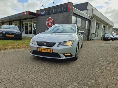 Grijs Occasion 2015 Seat Leon ST Style Stationwagen | € 6.950 (Eerlijke prijs)