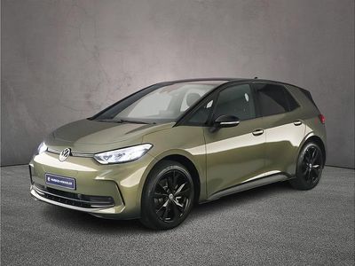 Dark olivine green met zwart dak Nieuw 2026 VW ID.3 Edition Hatchback | € 33.350 (Iets duurder)