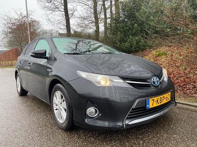 Occasion Toyota Auris 99 PK (72 kW) 2013 Zwart Hatchback