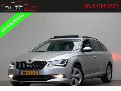 Grijs, metallic lak Occasion 2016 Skoda Superb Business Line Stationwagen | € 16.295 (Iets duurder)