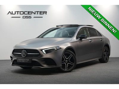 Grijs Occasion 2022 Mercedes A250 AMG line Sedan | € 34.490 (Duur)