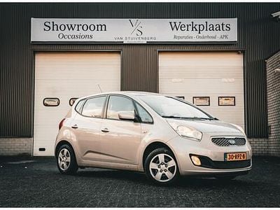Beige Occasion 2011 Kia Venga Hatchback | € 4.950 (Eerlijke prijs)