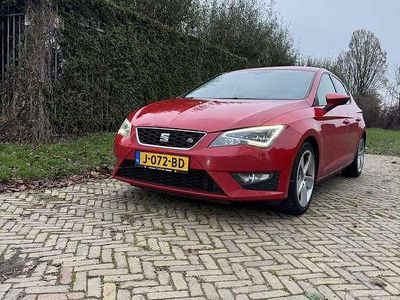 Rood Gebruikt 2012 Seat Leon FR Hatchback | € 7.000 (Eerlijke prijs)