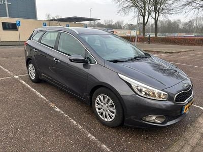 Occasion Kia Ceed Comfort 135 PK (99 kW) 2013 Grijs Hatchback