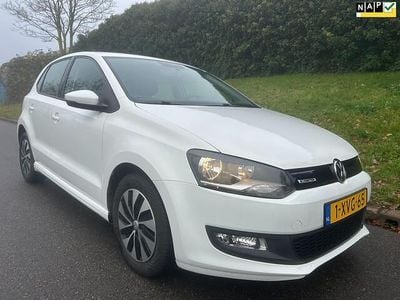 Wit Gebruikt 2014 VW Polo Hatchback | € 6.495 (Eerlijke prijs)