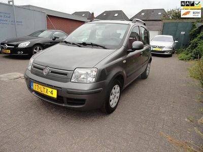 Grijs (metallic) Occasion 2010 Fiat Panda Hatchback | € 2.650 (Iets duurder)
