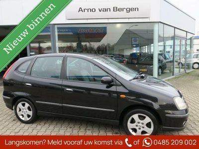 tweedehands Nissan Almera Tino 1.8 Tekna, clima, trekhaak, achteruitrijcamera, le