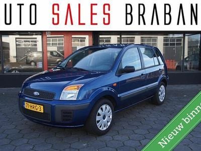 Blauw Gebruikt 2009 Ford Fusion Cool & Sound Edition MPV | € 4.490 (Iets duurder)