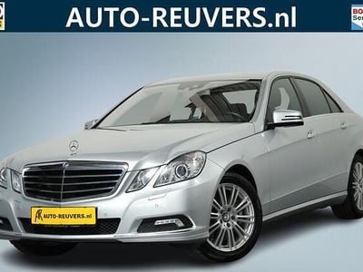 Grijs (metallic) Occasion 2009 Mercedes E500 Avantgarde Sedan | € 29.900