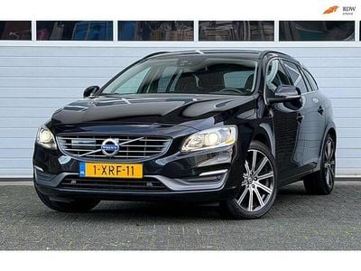 Zwart Gebruikt 2014 Volvo V60 Momentum Stationwagen | € 15.745 (Eerlijke prijs)