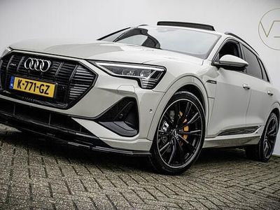Beige (metallic) Occasion 2020 Audi e-tron S-Line SUV | € 28.780 (Goede deal)