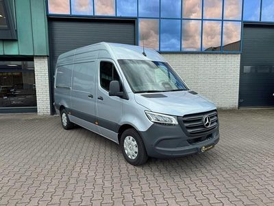 Zilver Occasion 2024 Mercedes Sprinter Van | € 54.950 (Goede deal)