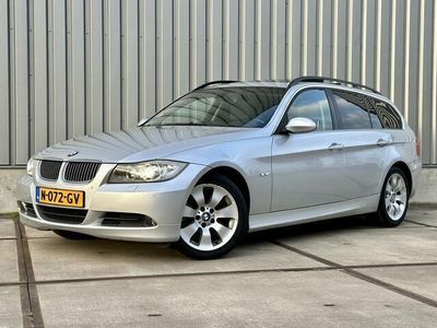 tweedehands BMW 325 325 Touring XI High Executive Leder - Pano - Navi -