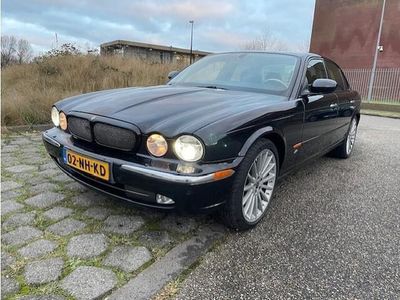 Zwart Gebruikt 2003 Jaguar XJR S Sedan | € 15.950 (Duur)