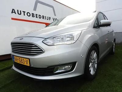 Grijs, metallic lak Occasion 2017 Ford C-MAX Titanium MPV | € 14.950 (Duur)
