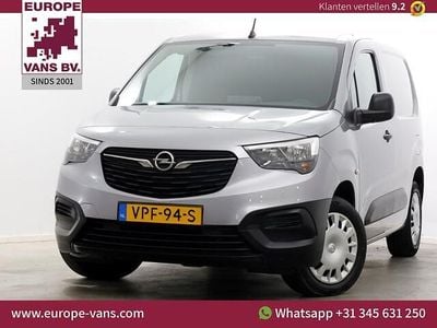 Grijs (metallic) Gebruikt 2022 Opel Combo Edition Van | € 10.950 (Goede deal)