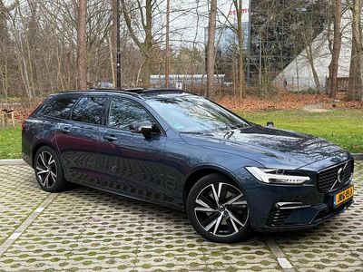 Blauw Gebruikt 2020 Volvo V90 R-Design Stationwagen | € 39.950 (Eerlijke prijs)