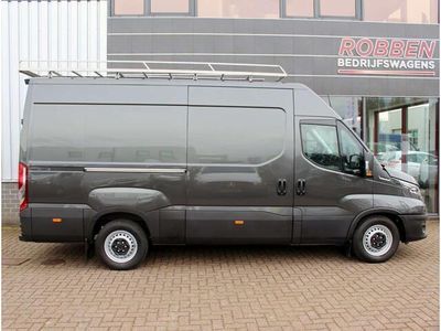 tweedehands Iveco Daily 35S21V 3.0 352 H2 L Aut. Grijs 207 pk